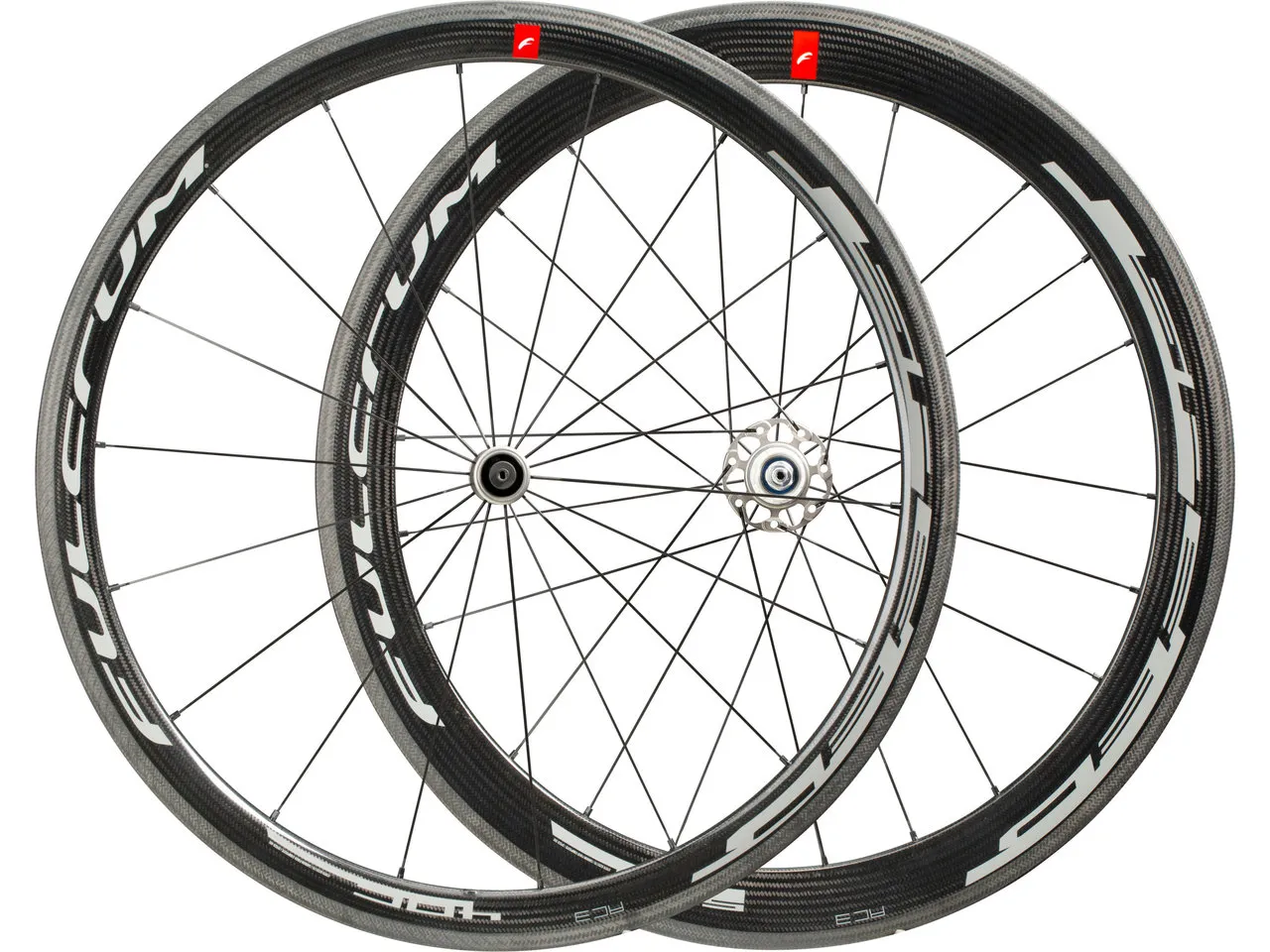 Fulcrum Speed 40C-55C Combo Carbon C17 Laufradsatz, Carbon-schwarz, 28" Satz (VR 9 x 100 + HR 10 x 130) Shimano Fulcrum Speed 40C-55C Combo Carbon C17 Laufradsatz, Carbon-schwarz, 28" Satz (VR 9 x 100 + HR 10 x 130) Shimano