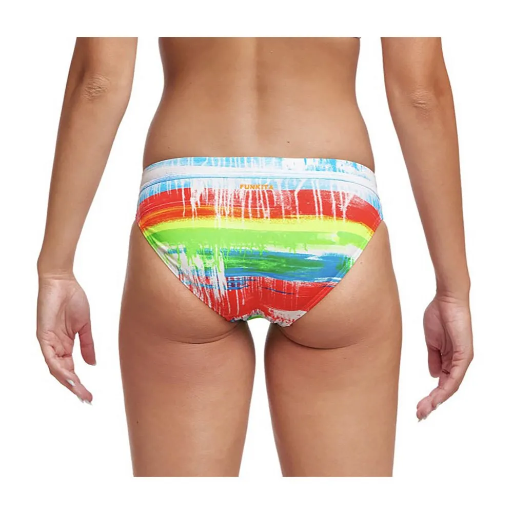 Funkita Sports Dye Hard Bikini-höschen female, Stripes multi / white, AUS 8 Funkita Sports Dye Hard Bikini-höschen female, Stripes multi / white, AUS 8
