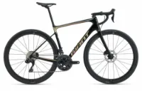 Giant Defy Advanced Pro 2 Smoke/Messier 28" Diamant Giant Defy Advanced Pro 2 Smoke/Messier 28" Diamant