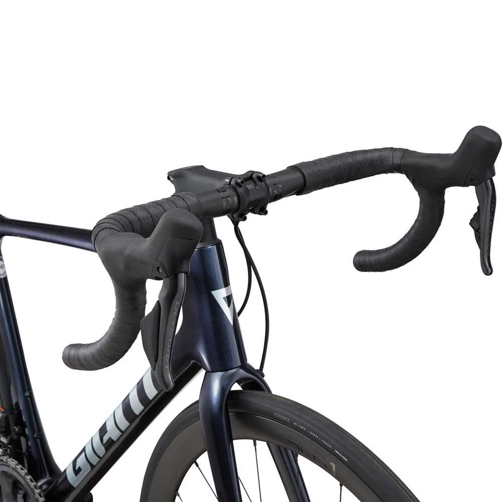 Giant Tcr Advanced Pro 0 Disc Ultegra Di2 2023 Rennrad, Cold night Giant Tcr Advanced Pro 0 Disc Ultegra Di2 2023 Rennrad, Cold night