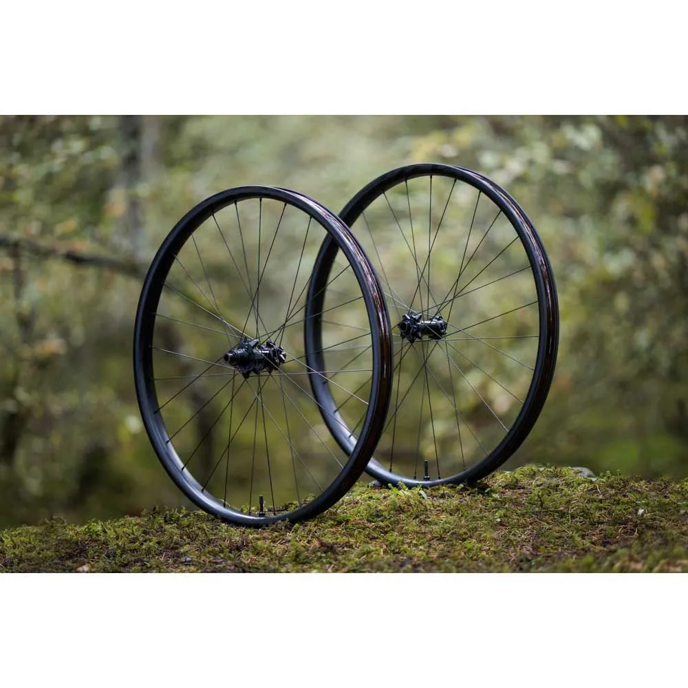 Giant Trx 29´´ Boost 6b Disc Tubeless Hookless Mtb Hinterrad, Black, 12 x 148mm, Shimano/Sram HG Giant Trx 29´´ Boost 6b Disc Tubeless Hookless Mtb Hinterrad, Black, 12 x 148mm, Shimano/Sram HG