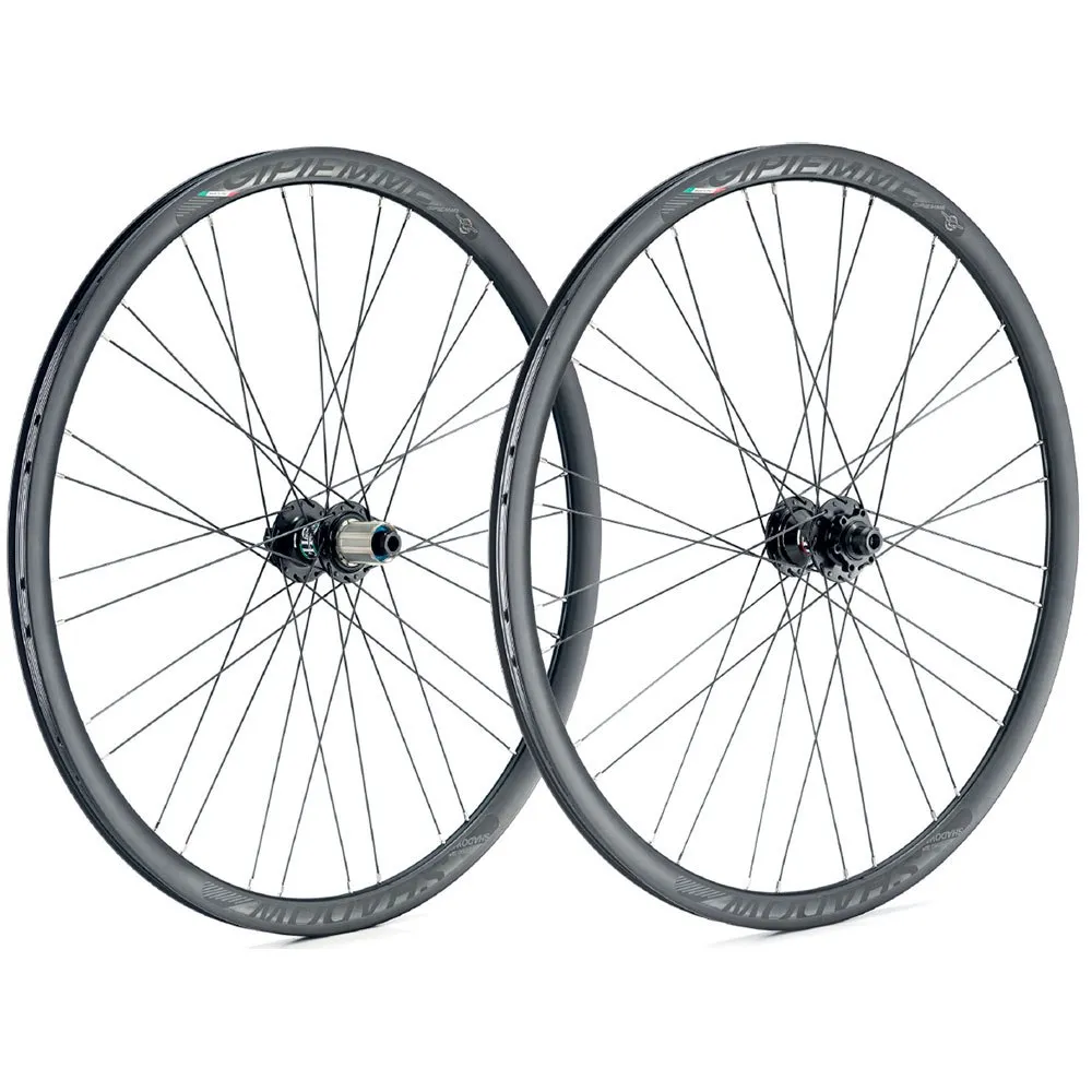 Gipiemme Shadow Cl Disc Tubeless Rennrad Laufradsatz, Black, 12 x 100 / 12 x 142mm, Shimano/Sram HG Gipiemme Shadow Cl Disc Tubeless Rennrad Laufradsatz, Black, 12 x 100 / 12 x 142mm, Shimano/Sram HG
