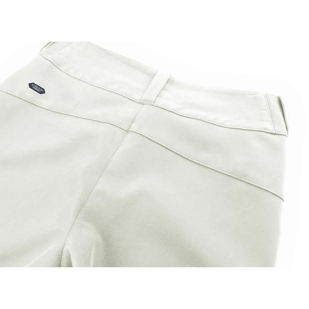 Hannah Ilia Hosen, Bright white Hannah Ilia Hosen, Bright white