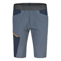 Hannah Torres Kurze Hose