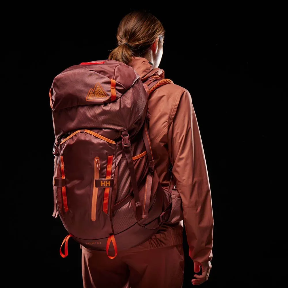 Helly Hansen Relay Recco® 42l Rucksack, Dark cedar Helly Hansen Relay Recco® 42l Rucksack, Dark cedar