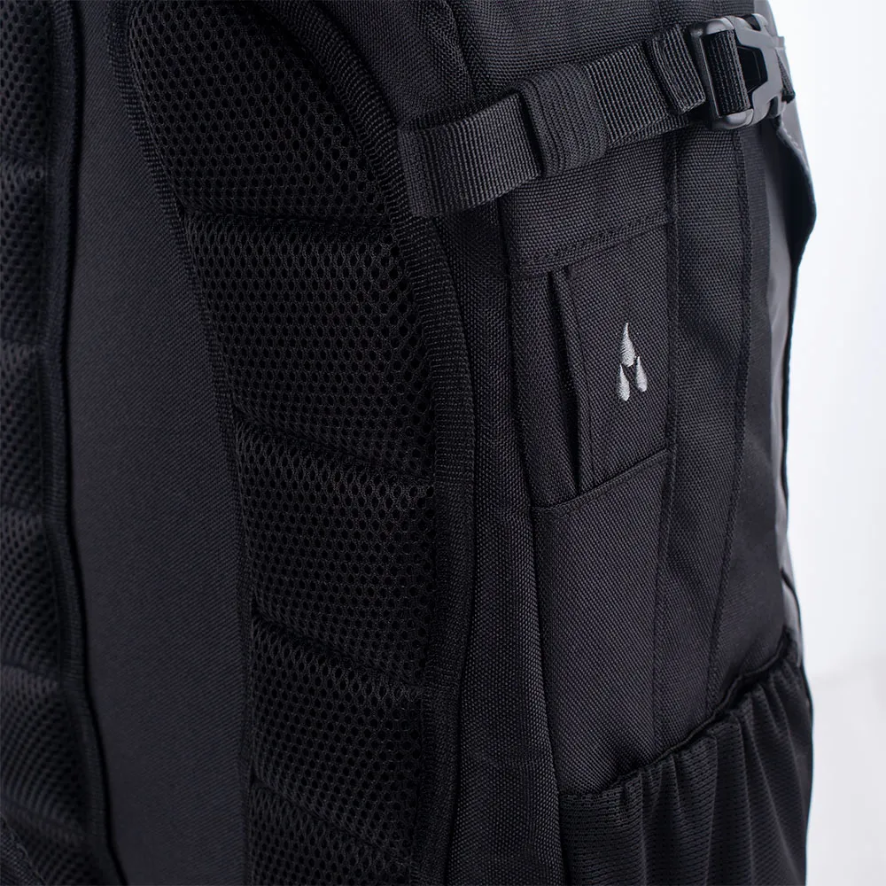Hi-tec Filin 25l Rucksack, Reflective / black Hi-tec Filin 25l Rucksack, Reflective / black