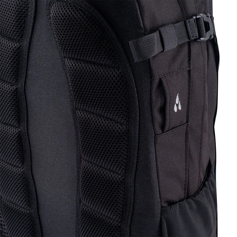 Hi-tec Reviver 25l Rucksack, Black Hi-tec Reviver 25l Rucksack, Black