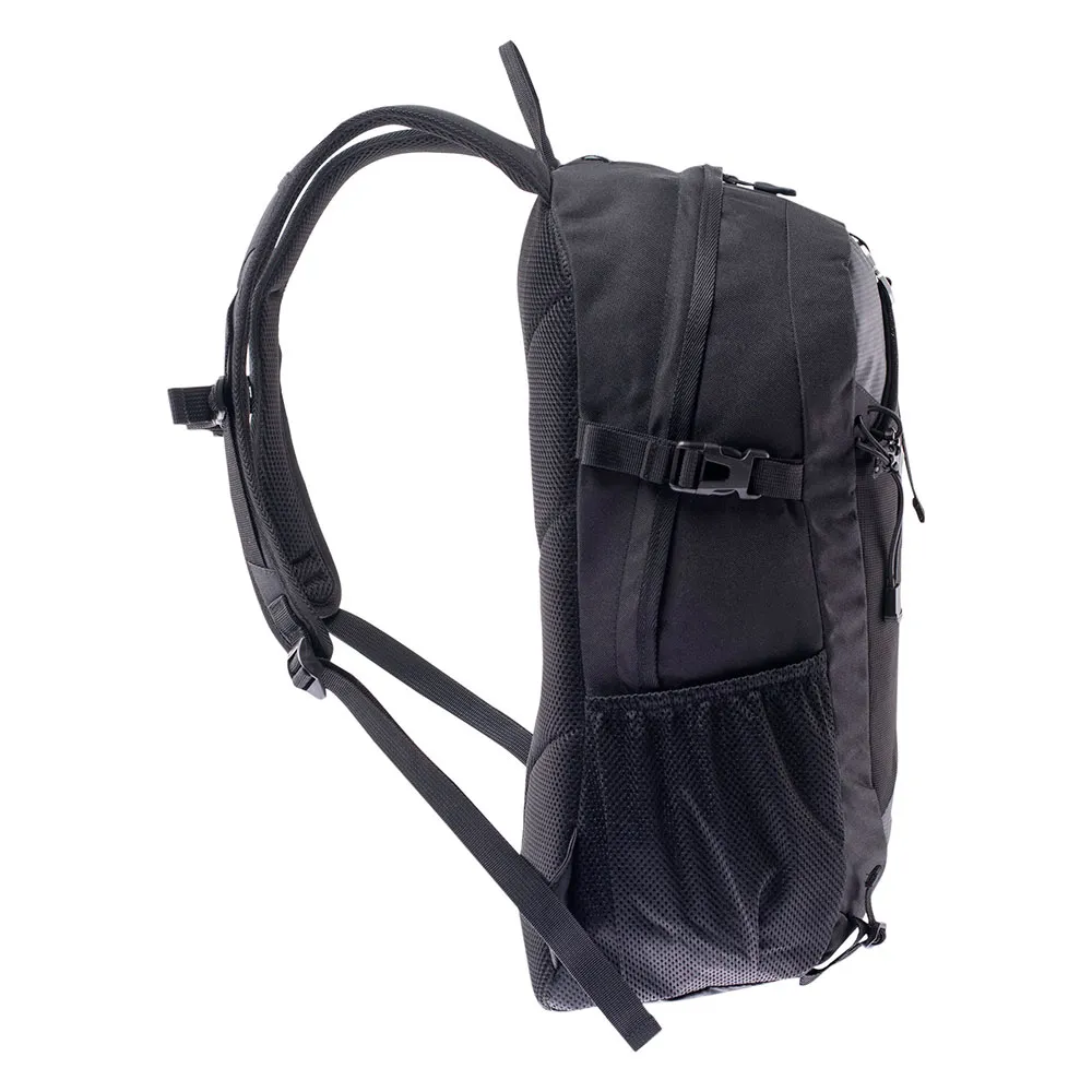 Hi-tec Stray 20l Rucksack, Black / reflective