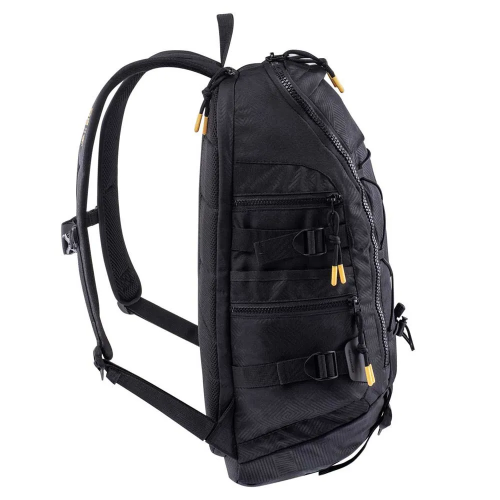 Iguana Daemon 30l Rucksack, Black / yarrow Iguana Daemon 30l Rucksack, Black / yarrow