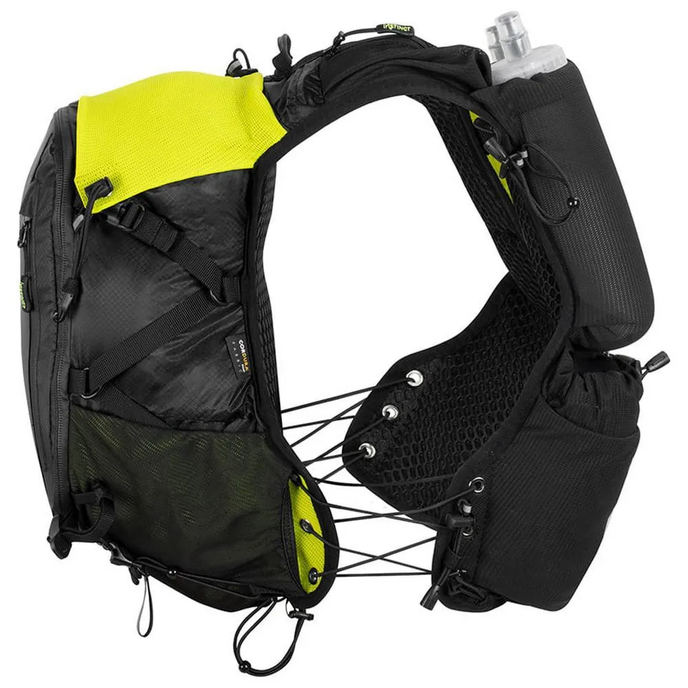 Instinct Trail X8 18l Basic Rucksack, Black / lime Instinct Trail X8 18l Basic Rucksack, Black / lime