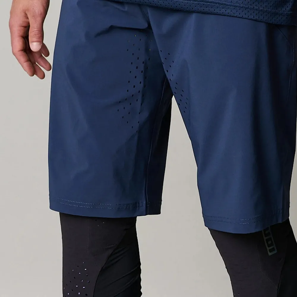 ION Plus Ionic Lt Chamois Kurze Hose ION Plus Ionic Lt Chamois Kurze Hose