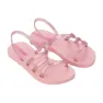 Light pink / pearly pink