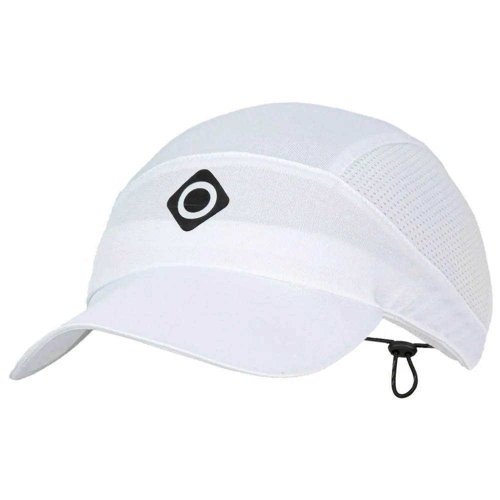 Izas Cadrete Kappe, White