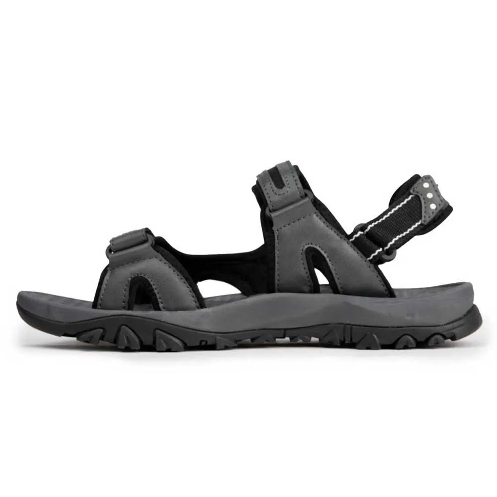 Izas Tundra Sandalen