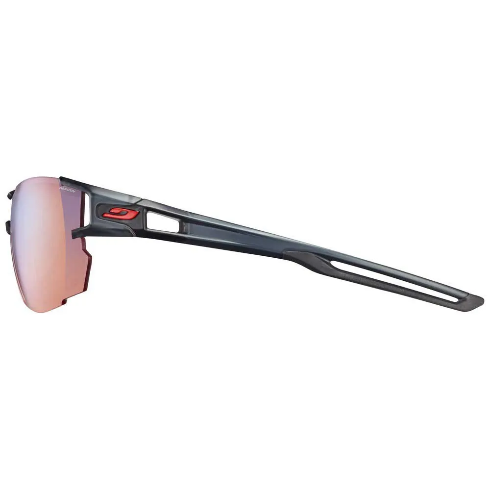 Julbo Aerolite Photochrome Sonnenbrille unisex, Tanslucent black / black, Red Multilayer Blue/CAT1-3 Julbo Aerolite Photochrome Sonnenbrille unisex, Tanslucent black / black, Red Multilayer Blue/CAT1-3