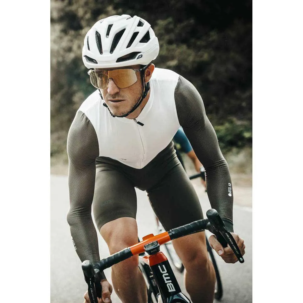 Julbo Fast Lane Helm, Matte white / pearly shiny white Julbo Fast Lane Helm, Matte white / pearly shiny white