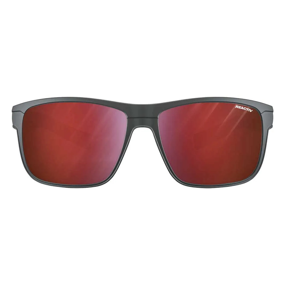 Julbo Renegade Photochrome Polarisierte Sonnenbrille, Black / dark red, Reactiv/CAT0-3 HC Julbo Renegade Photochrome Polarisierte Sonnenbrille, Black / dark red, Reactiv/CAT0-3 HC