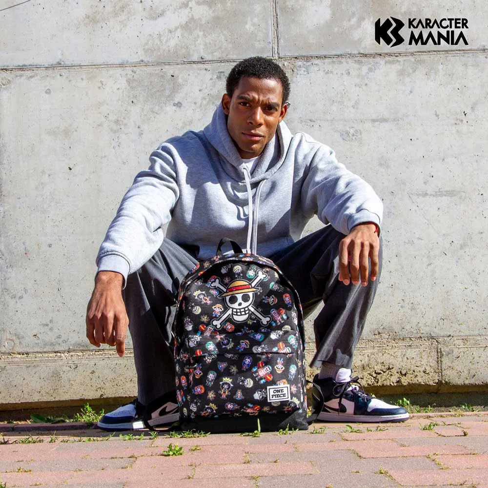 Karactermania One Piece Skull Fan Hs 2.2 Rucksack, Multicolor Karactermania One Piece Skull Fan Hs 2.2 Rucksack, Multicolor