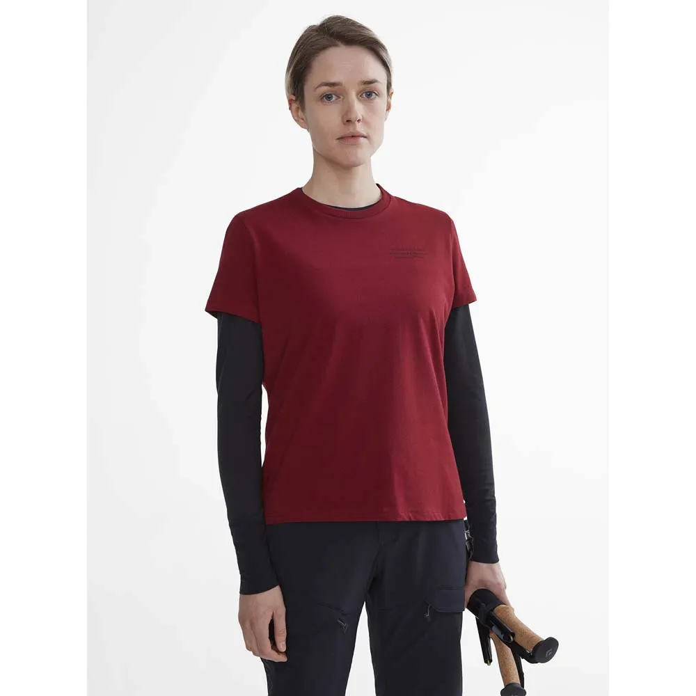Klättermusen Runa Statement Kurzarm-t-shirt Klättermusen Runa Statement Kurzarm-t-shirt