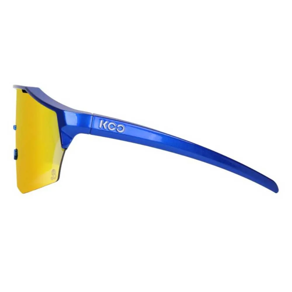 KOO Alibi Bora Red Bull Team Edition Sonnenbrille, Blue / silver / red, Red Mirror/CAT3 KOO Alibi Bora Red Bull Team Edition Sonnenbrille, Blue / silver / red, Red Mirror/CAT3