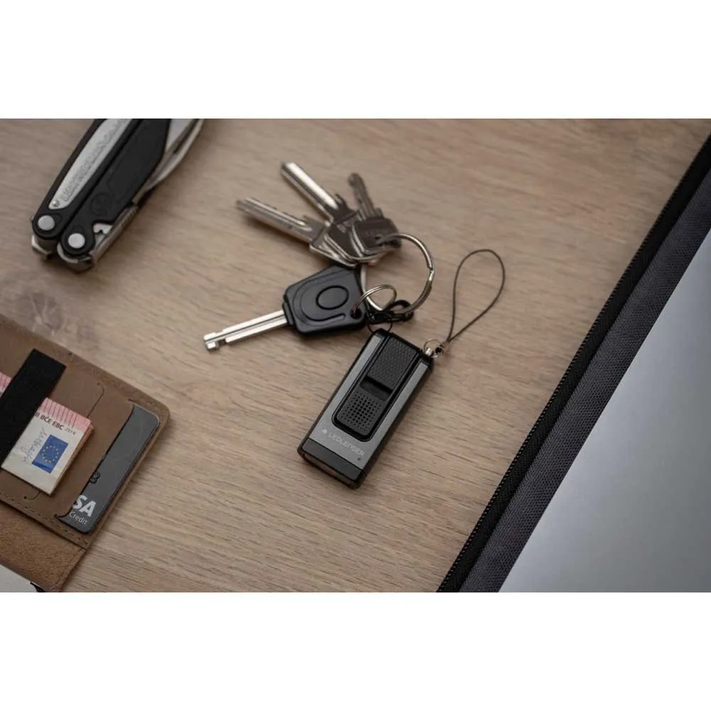 LEDLENSER K46r Sicherheitspeicher 4 Gb Wiederaufladbare Taschenlampe Schlüsselanhänger, Grey, 400 Lumina LEDLENSER K46r Sicherheitspeicher 4 Gb Wiederaufladbare Taschenlampe Schlüsselanhänger, Grey, 400 Lumina