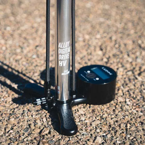 Lezyne Alloy Hv Digital Drive 3.5 Standpumpe Lezyne Alloy Hv Digital Drive 3.5 Standpumpe