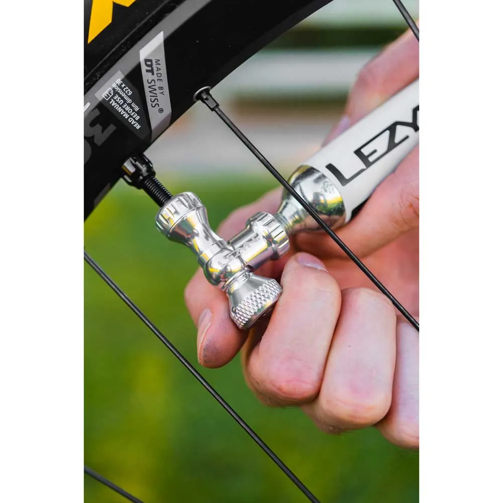 Lezyne Control Drive Co2 Pumpenkopf, Gloss silver, One Size Lezyne Control Drive Co2 Pumpenkopf, Gloss silver, One Size