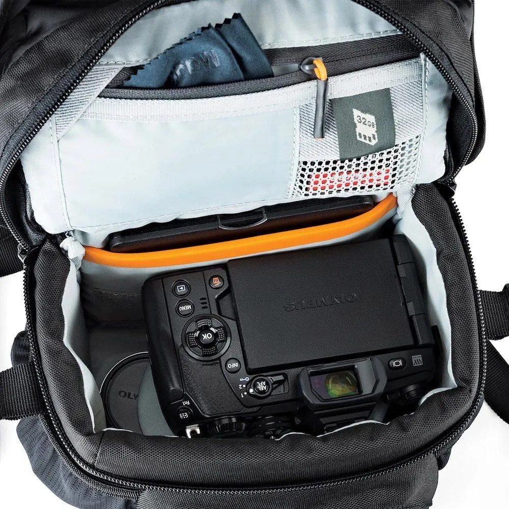 Lowepro Nova 140 Aw Ii Organisatortasche, Black Lowepro Nova 140 Aw Ii Organisatortasche, Black