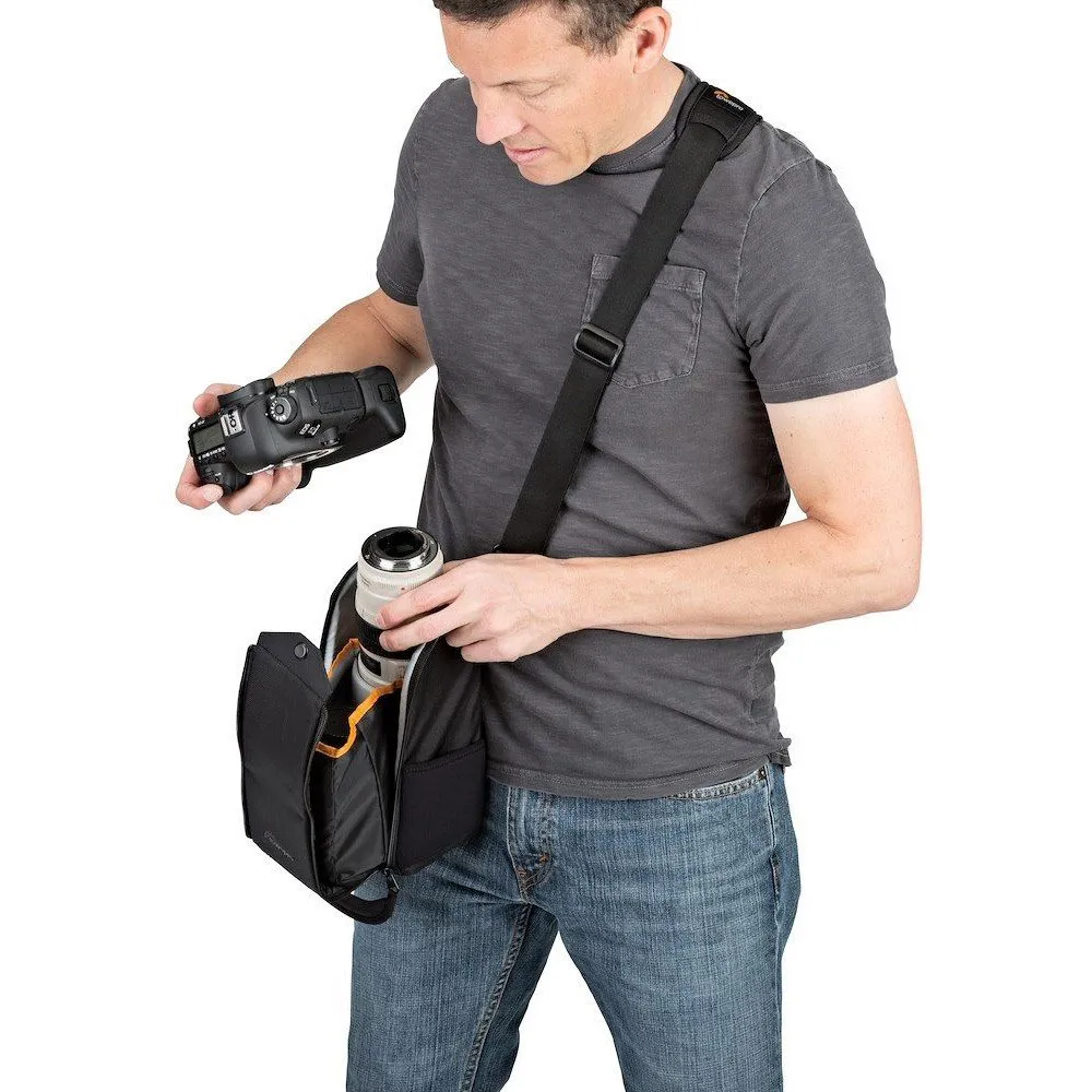 Lowepro Protactic Lens Exchange 200 Aw Tasche, Black Lowepro Protactic Lens Exchange 200 Aw Tasche, Black