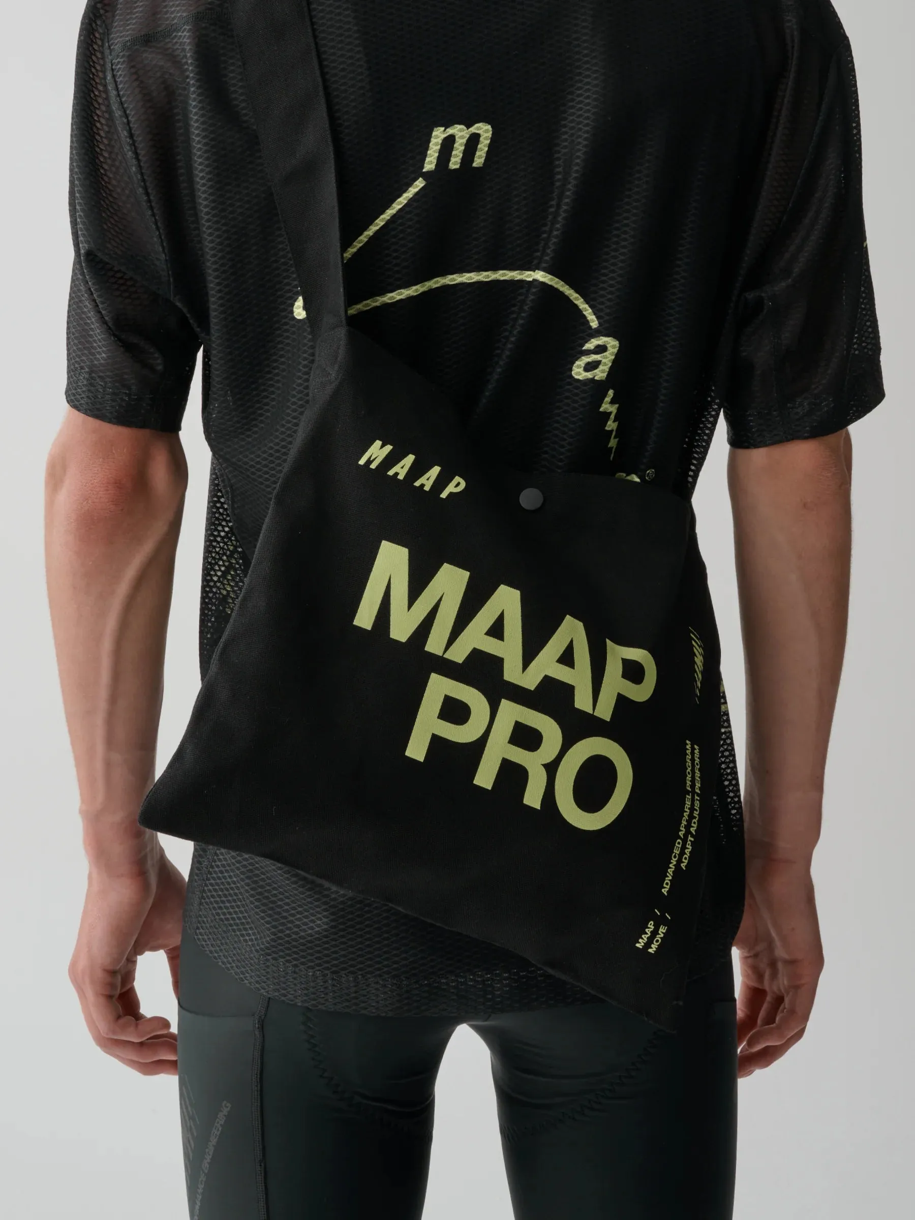 MAAP Aerate Musette, Schwarz