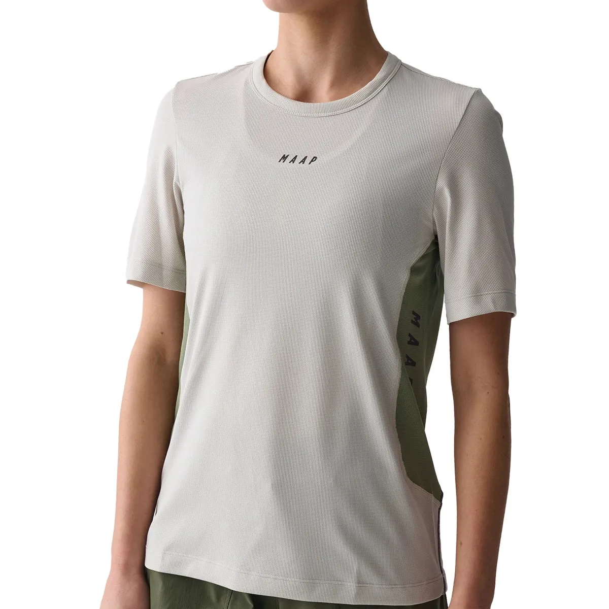 MAAP Alt Road Damen Tech Tee, Fog, XXS MAAP Alt Road Damen Tech Tee, Fog, XXS