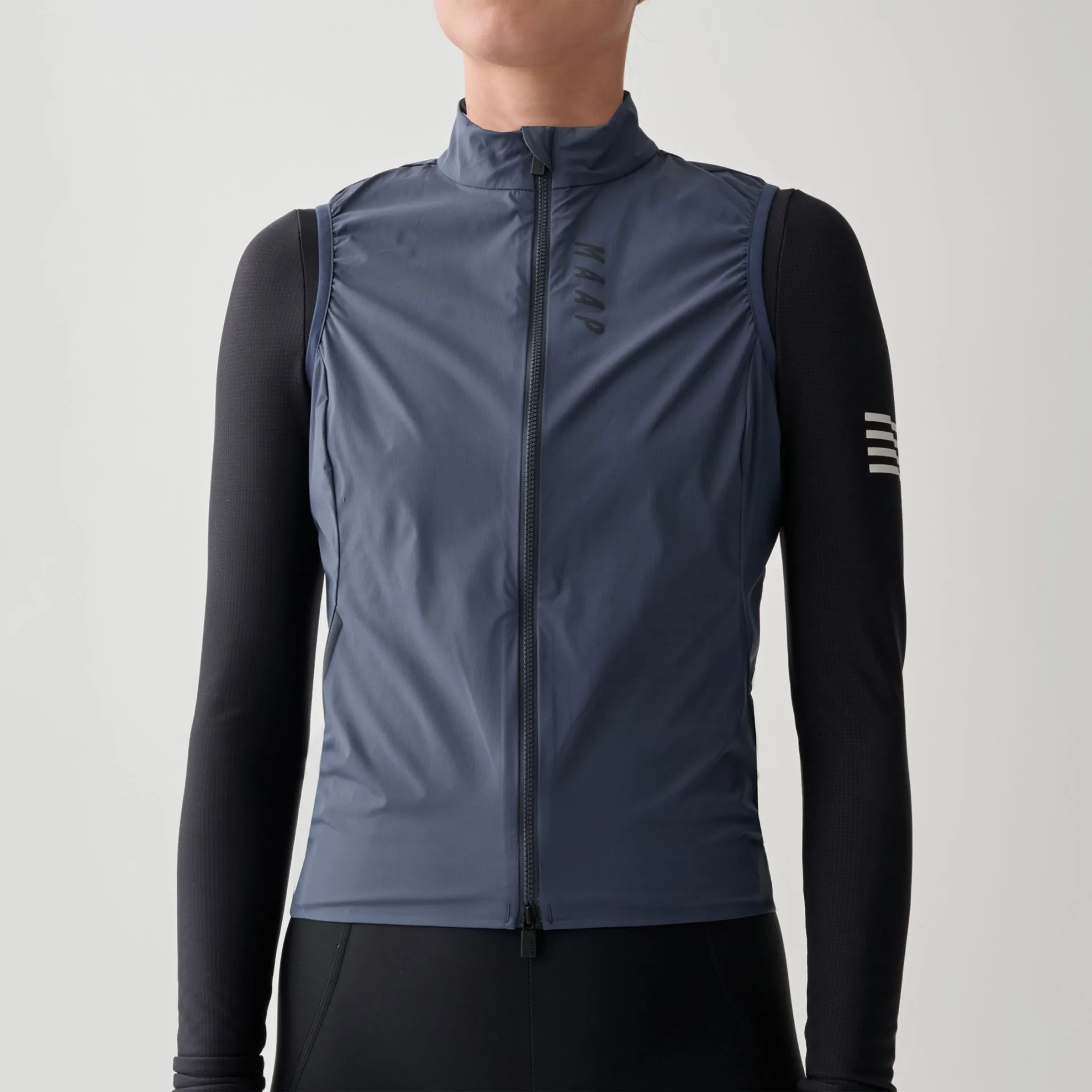 MAAP Womens Flow Vest Fahrrad Windweste Damen MAAP Womens Flow Vest Fahrrad Windweste Damen