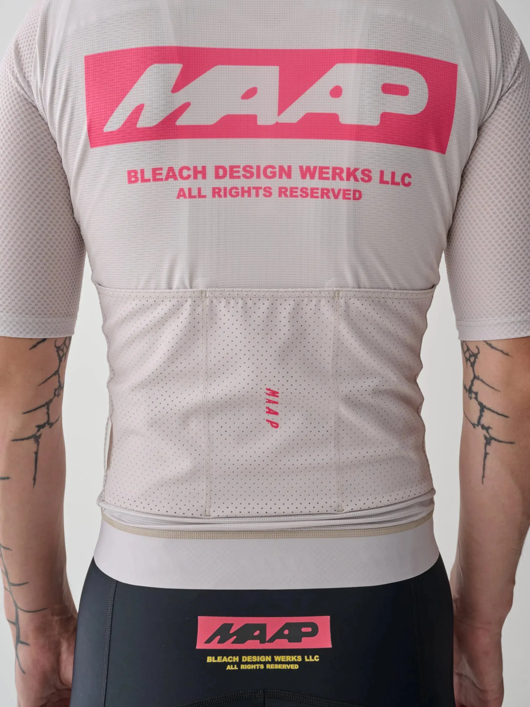 MAAP X BLEACH Pro Air Trikot MAAP X BLEACH Pro Air Trikot