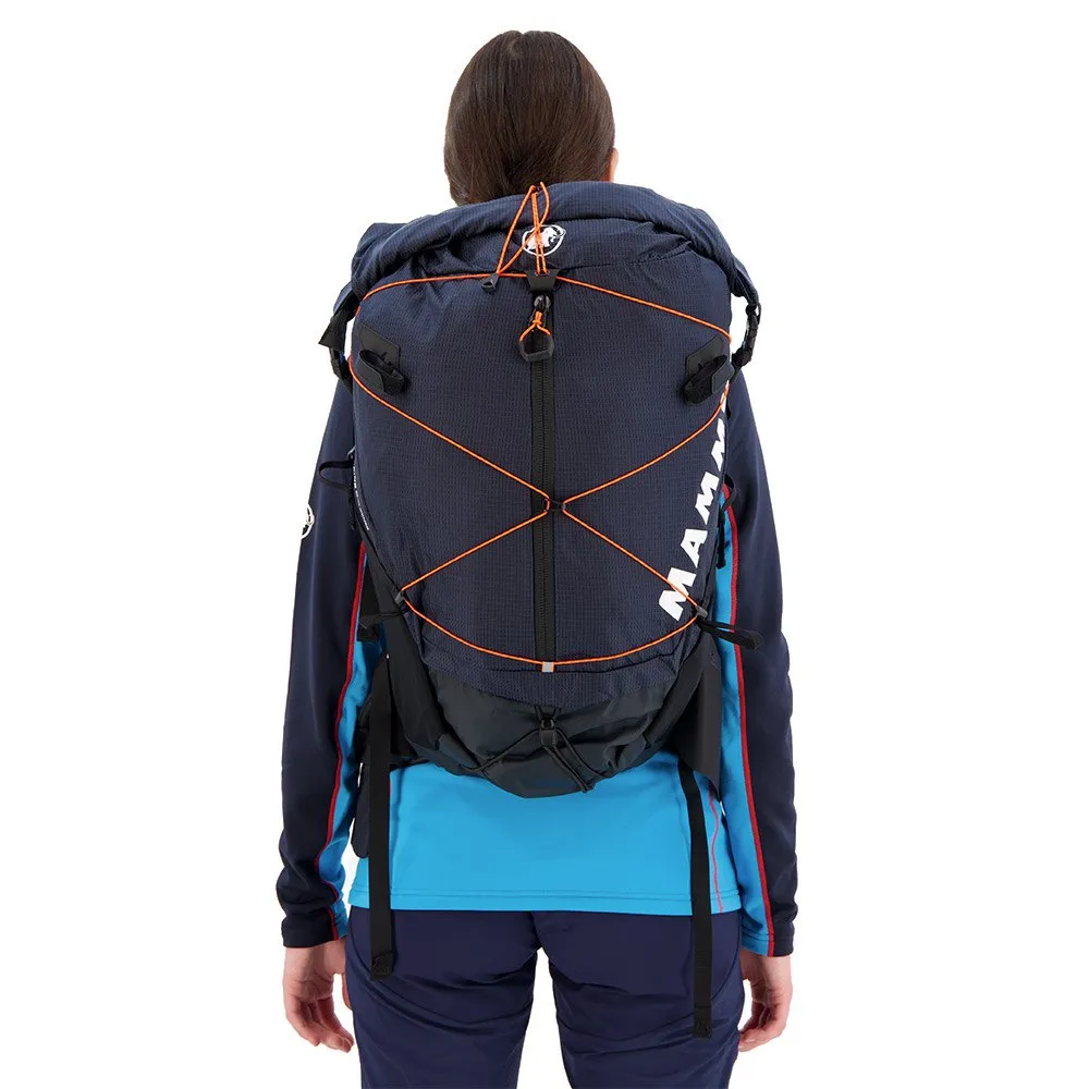 Mammut Ducan Spine 28-35l Damenrucksack, Marine / black Mammut Ducan Spine 28-35l Damenrucksack, Marine / black