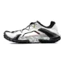White / black 1
