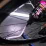 Muc-Off Road & Gravel Tubeless Sealant TUBELESS-DICHTMITTEL, 1L