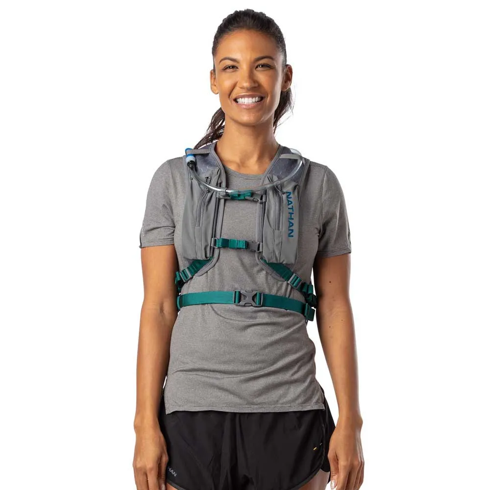 Nathan Crossover Pack 10l Trinkweste, Charcoal / marine blue, One Size Nathan Crossover Pack 10l Trinkweste, Charcoal / marine blue, One Size
