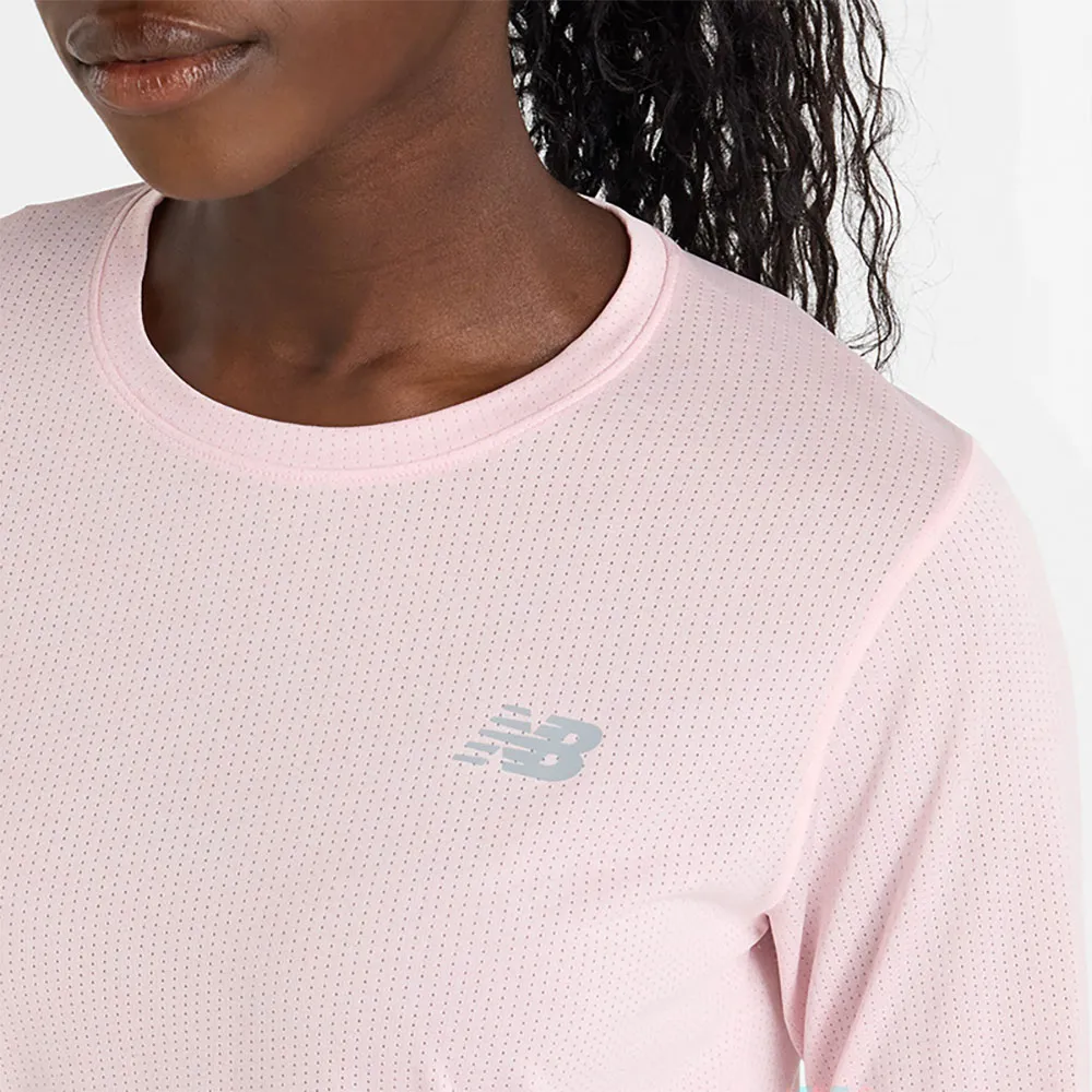 New Balance Athletics Long Sleeve T-shirt female New Balance Athletics Long Sleeve T-shirt female