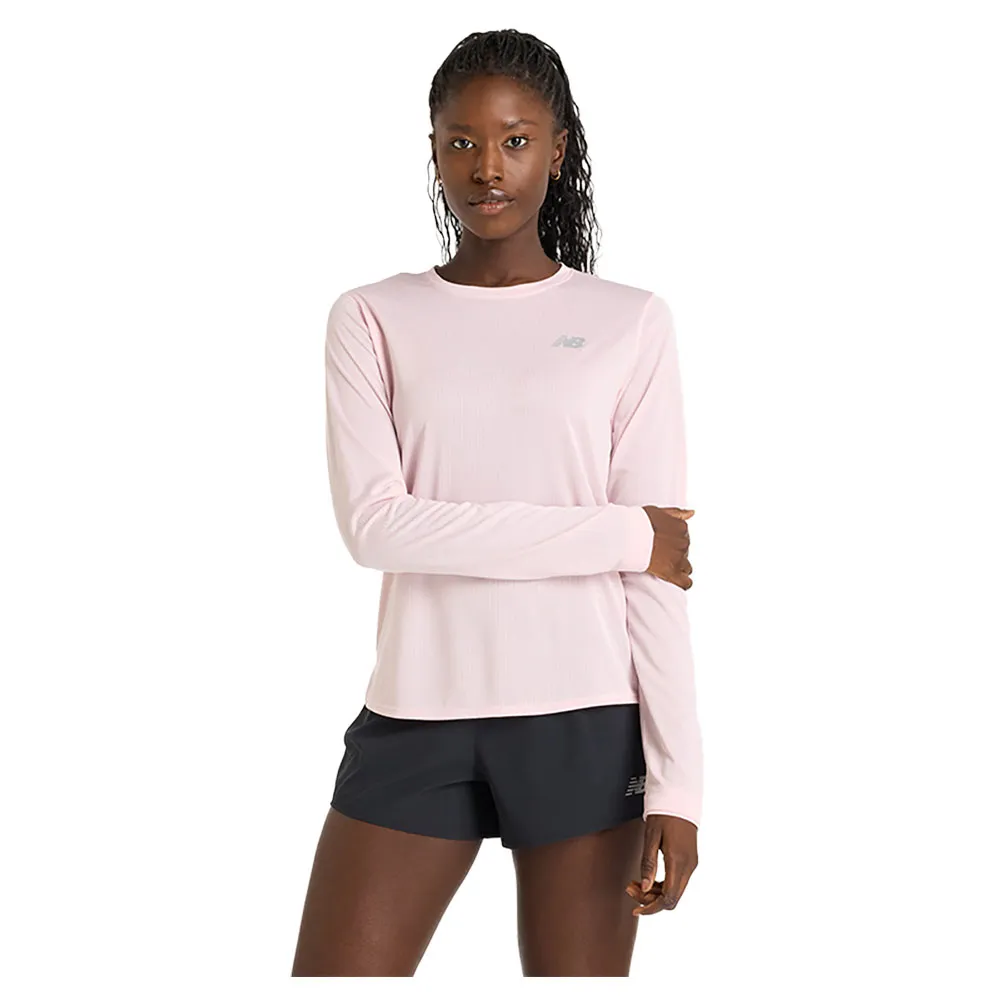 New Balance Athletics Long Sleeve T-shirt female New Balance Athletics Long Sleeve T-shirt female