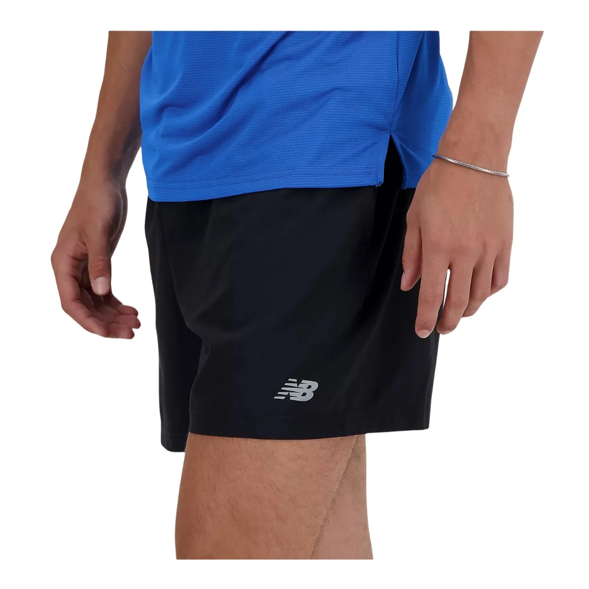 New Balance Essential 5" Shorts, Schwarz