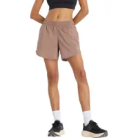 New Balance Essentials 5" Shorts