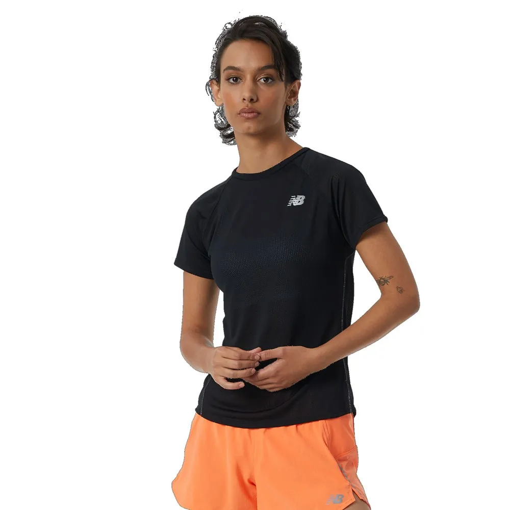 New Balance Impact Run Kurzarm-t-shirt female New Balance Impact Run Kurzarm-t-shirt female