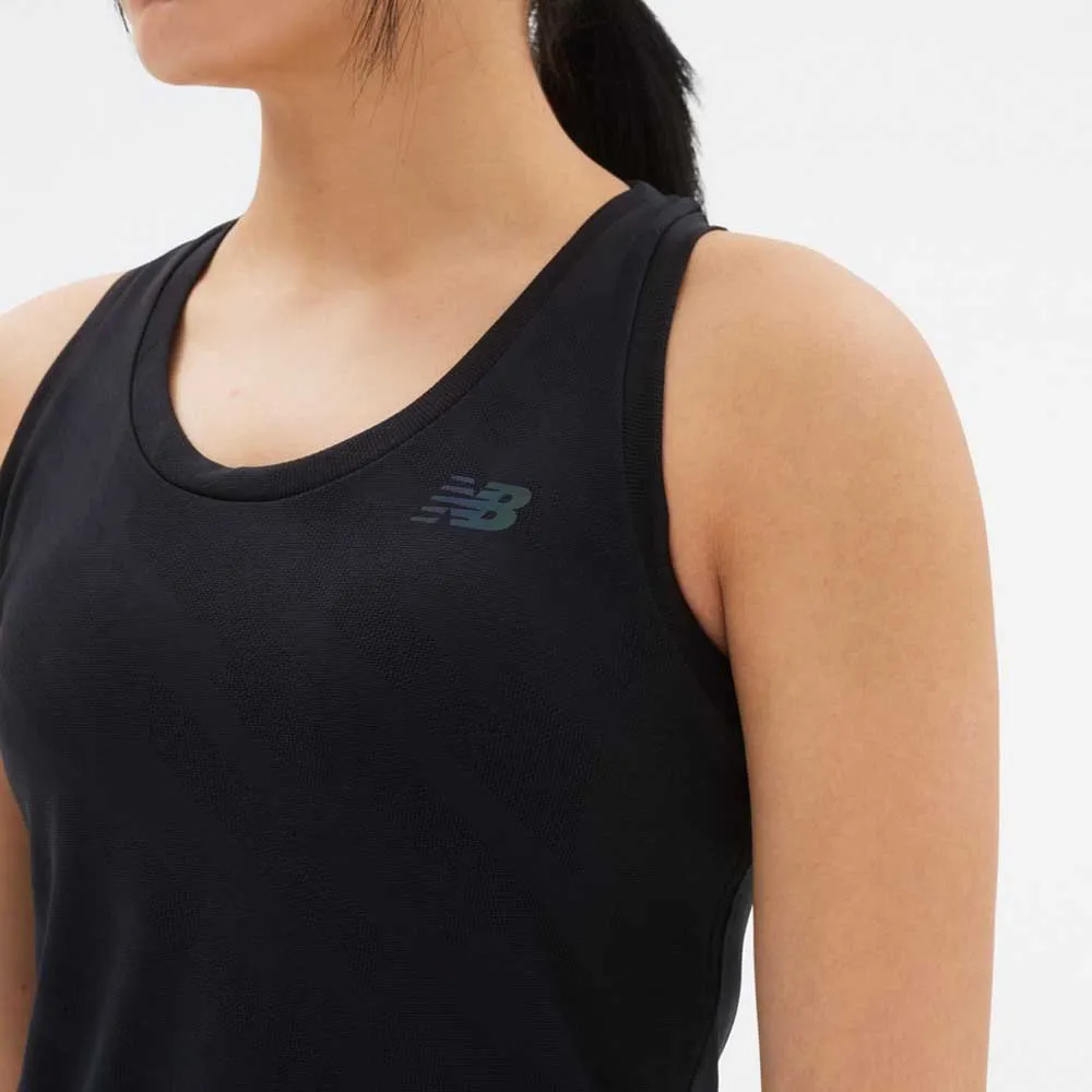 New Balance Q Speed Jacquard ärmelloses T-shirt female, Black New Balance Q Speed Jacquard ärmelloses T-shirt female, Black