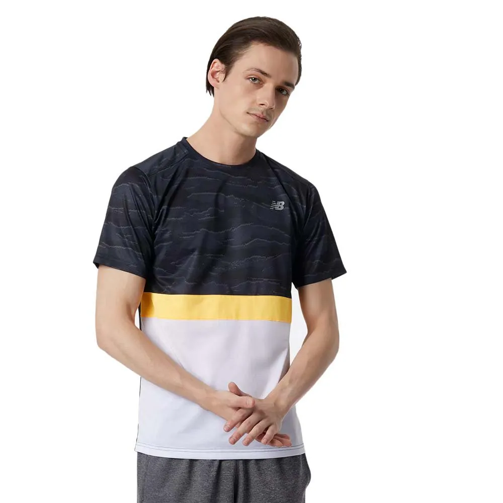 New Balance Striped Accelerate Kurzarm-t-shirt male, Black / orange