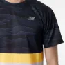 New Balance Striped Accelerate Kurzarm-t-shirt male, Black / orange