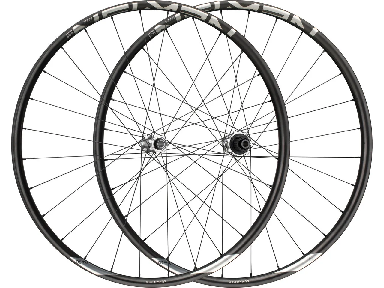 NEWMEN Advanced SL X.A.30 FADE Boost Disc Center Lock 27,5" Laufradsatz, Schwarz, 27.5" Satz (VR 15 x 110 Boost + HR 12 x 148 Boost) Shimano Micro Spline NEWMEN Advanced SL X.A.30 FADE Boost Disc Center Lock 27,5" Laufradsatz, Schwarz, 27.5" Satz (VR 15 x 110 Boost + HR 12 x 148 Boost) Shimano Micro Spline