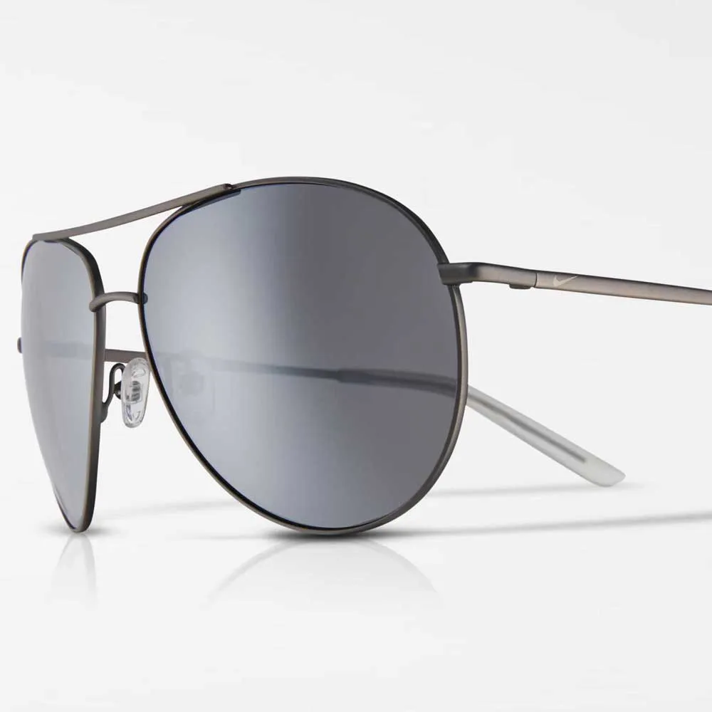 Nike Chance Sonnenbrille, Satin gunmetal / grey / silver flash, Gunmetal/CAT3 Nike Chance Sonnenbrille, Satin gunmetal / grey / silver flash, Gunmetal/CAT3