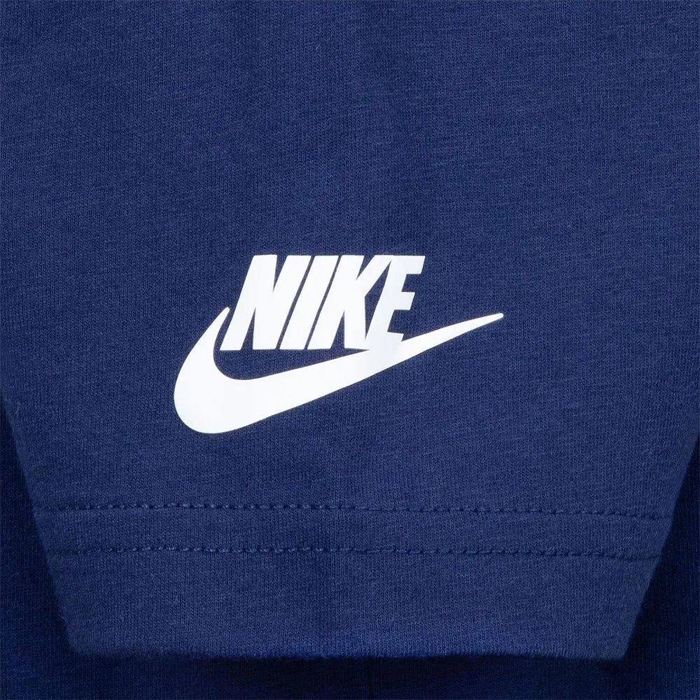 Nike Club Seasonal Kurzarm-t-shirt Nike Club Seasonal Kurzarm-t-shirt