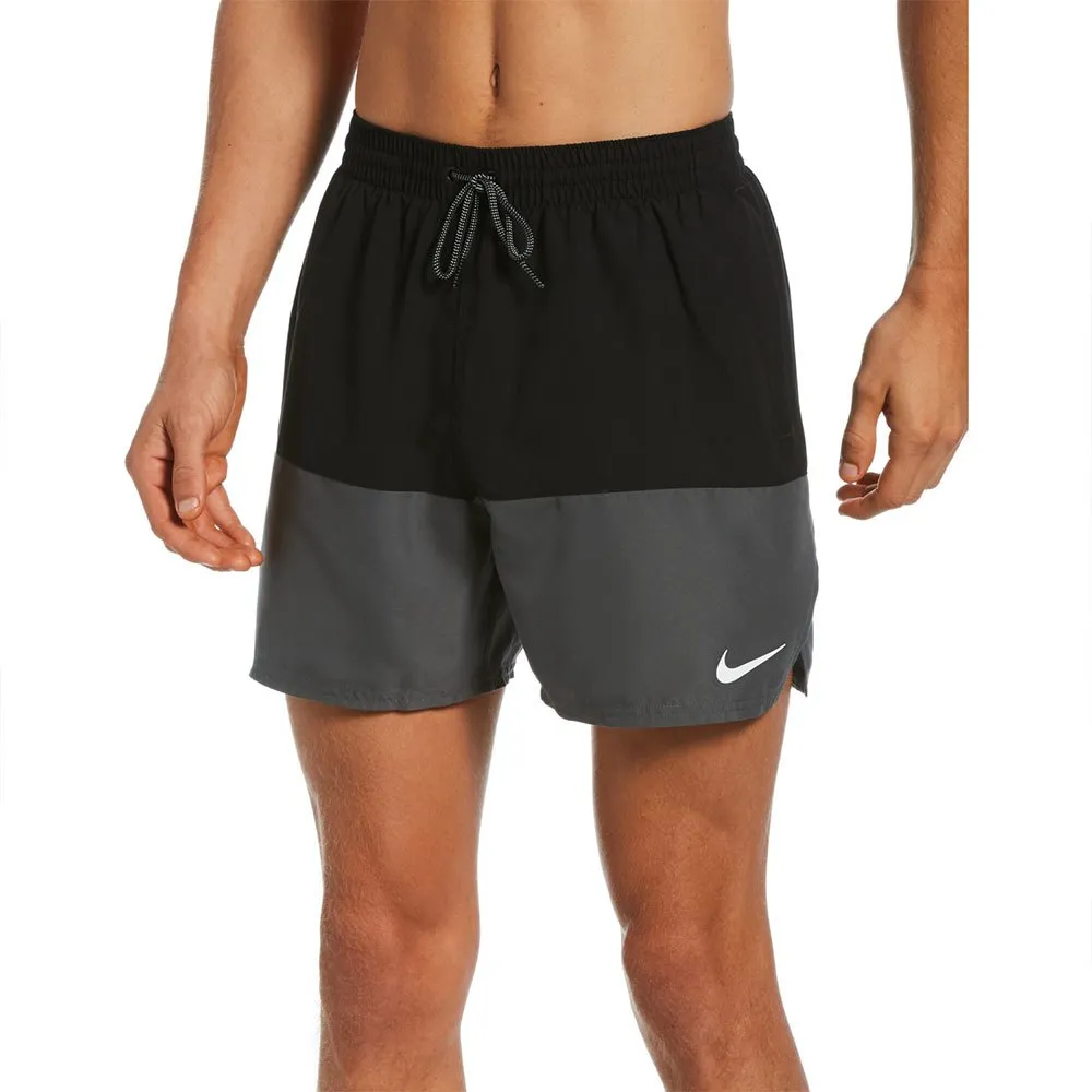 Nike Essential Split 5´´ Volley Badeshorts Nike Essential Split 5´´ Volley Badeshorts