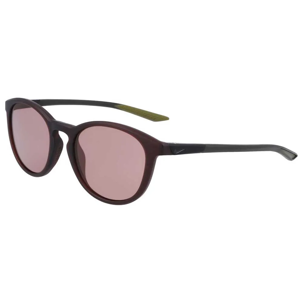 Nike Evolution E Dz7361 Sonnenbrille, Matte brown basalt, Course Tint/CAT2 Nike Evolution E Dz7361 Sonnenbrille, Matte brown basalt, Course Tint/CAT2